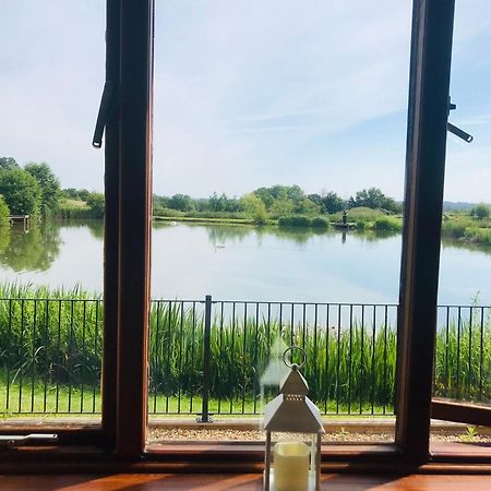 Bransford Farm Fishery & B & B المظهر الخارجي الصورة