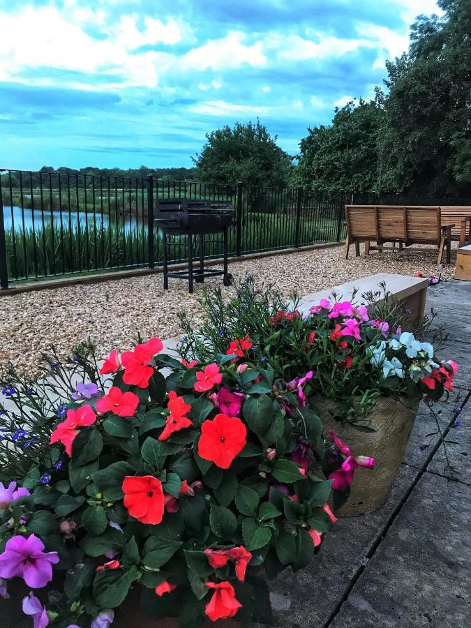 Bransford Farm Fishery & B & B المظهر الخارجي الصورة