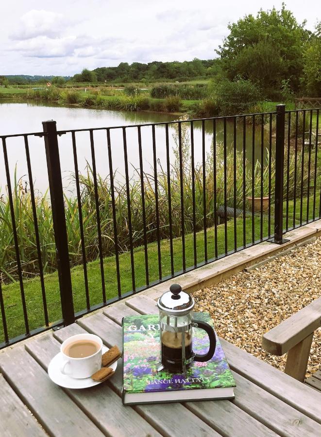 Bransford Farm Fishery & B & B المظهر الخارجي الصورة
